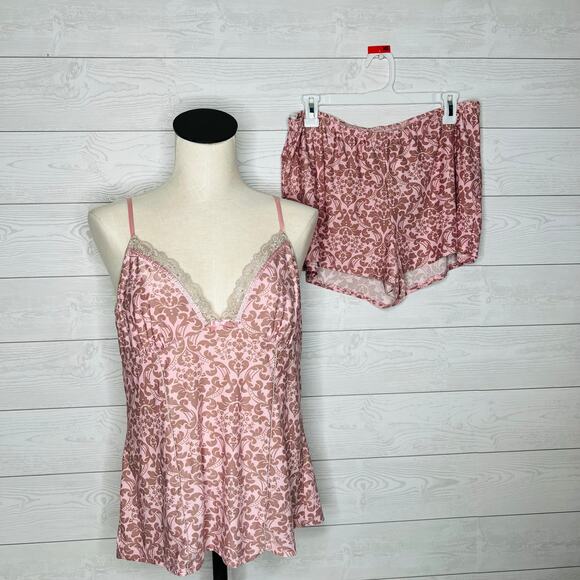 Studio Donatella cami & shorts Pajama set Size large - Picture 1 of 4